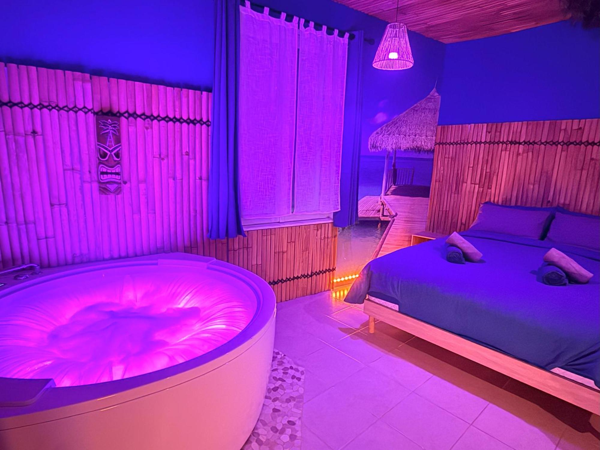 Narbnb - Bora-bora - Jacuzzi - Centre - Clim * Narbona